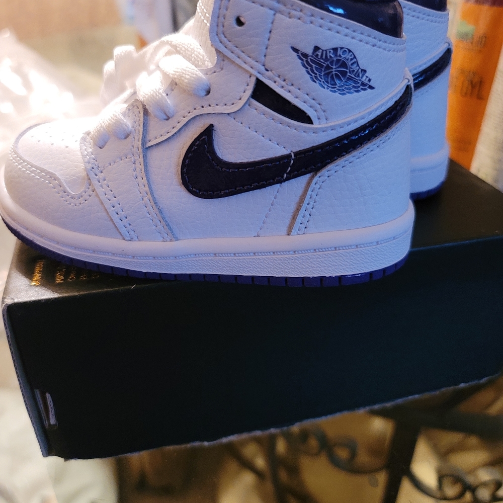 Toddler 6c High Top Nike
